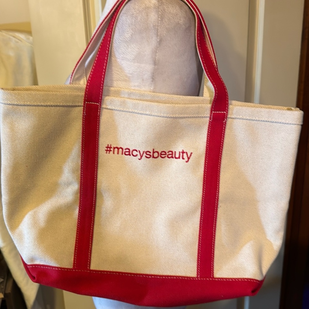 Macys beauty canvases shoulder bag 
BRAND NEW
